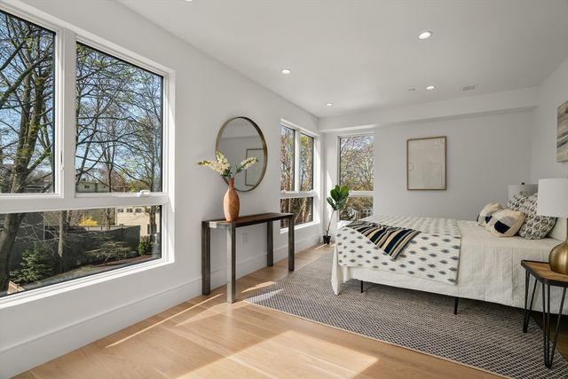 38 Hubbard Avenue, Cambridge, MA 02140