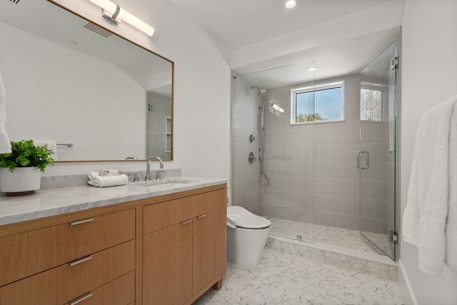 38 Hubbard Avenue, Cambridge, MA 02140