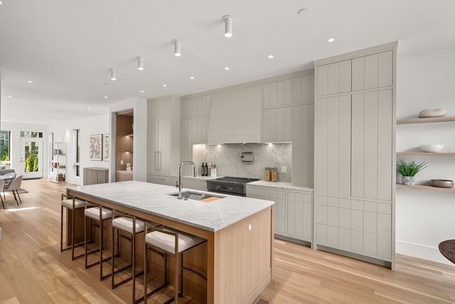38 Hubbard Avenue, Cambridge, MA 02140