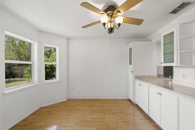 4662 BEACON DRIVE, Sarasota, FL 34232