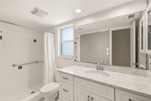 4662 BEACON DRIVE, Sarasota, FL 34232