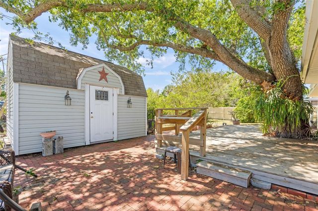 4662 BEACON DRIVE, Sarasota, FL 34232