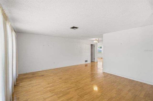 4662 BEACON DRIVE, Sarasota, FL 34232