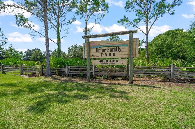 4662 BEACON DRIVE, Sarasota, FL 34232