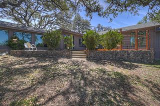 115 Oak Ridge DR, San Marcos, TX 78666