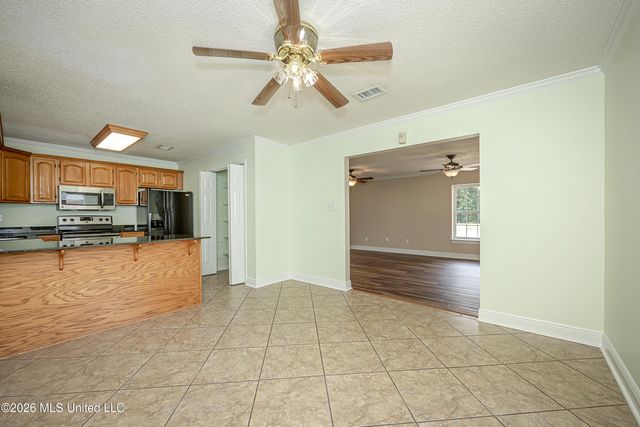 8100 Ocean Springs Road, Ocean Springs, MS 39564