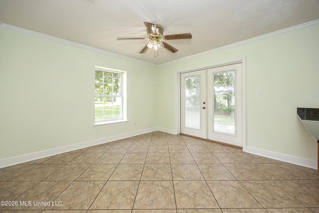 8100 Ocean Springs Road, Ocean Springs, MS 39564