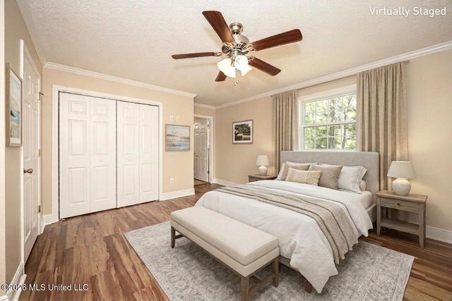8100 Ocean Springs Road, Ocean Springs, MS 39564