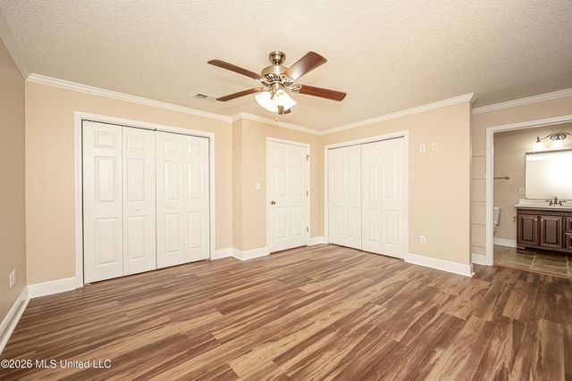 8100 Ocean Springs Road, Ocean Springs, MS 39564