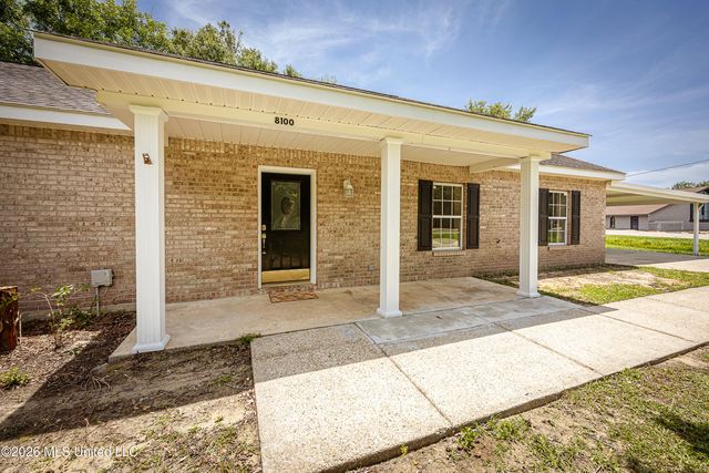8100 Ocean Springs Road, Ocean Springs, MS 39564