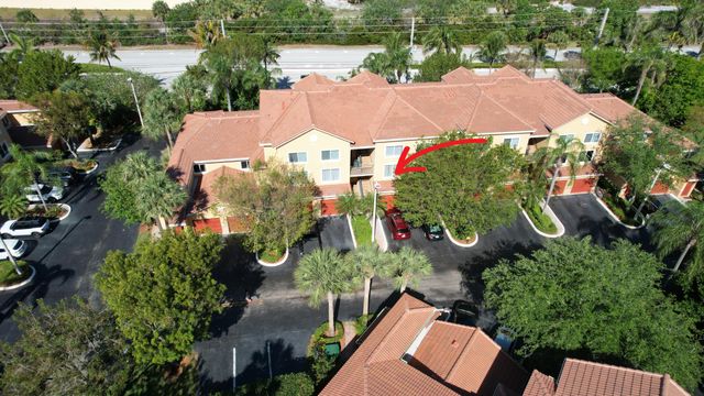 800 Scotia Drive 203, Hypoluxo, FL 33462