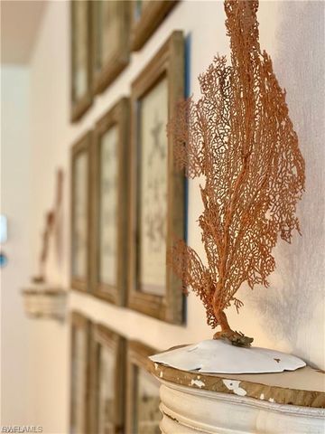 572 11th AVE S 2, Naples, FL 34102