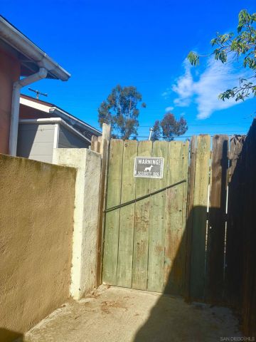 3634-3636 Central Avenue, San Diego, CA 92105