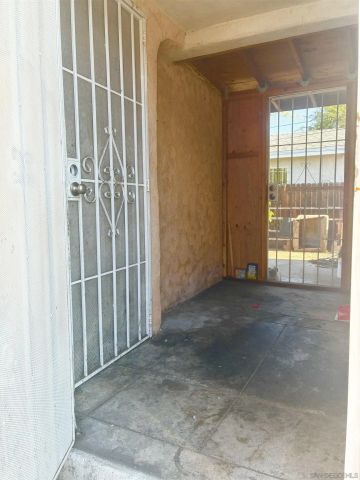 3634-3636 Central Avenue, San Diego, CA 92105