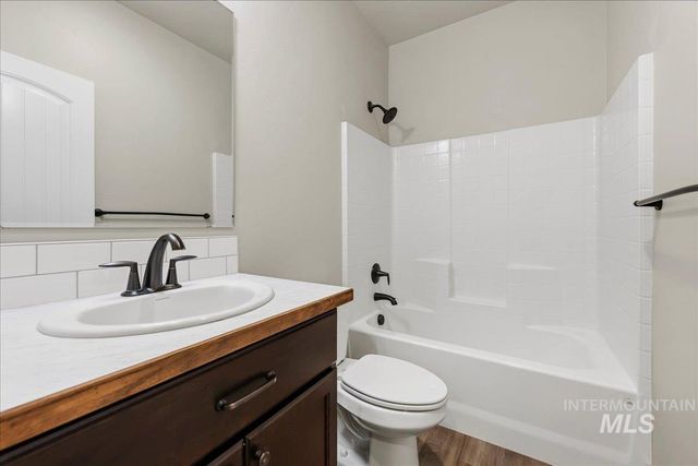 12941 S Salerno Ave, Nampa, ID 83686