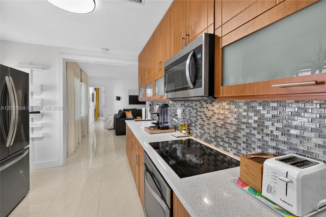 2543 SW 15th Street, Miami, FL 33145