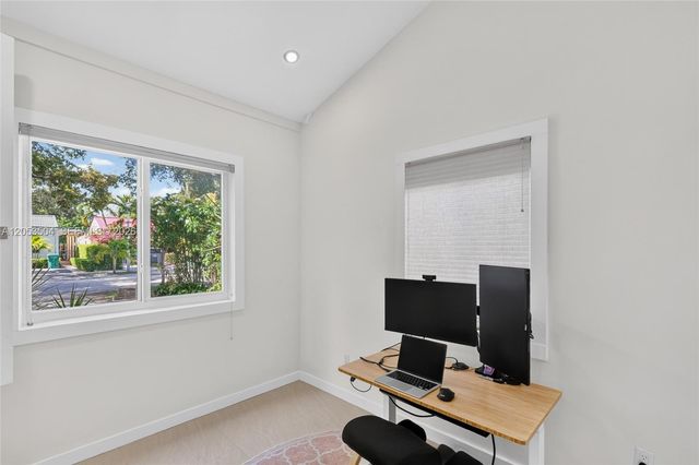 2543 SW 15th Street, Miami, FL 33145