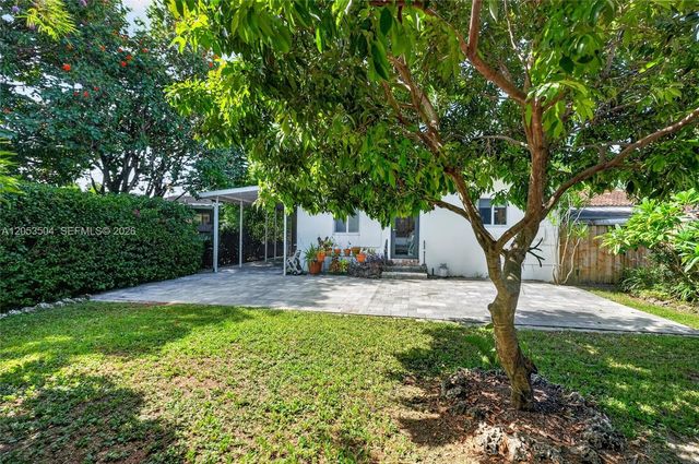2543 SW 15th Street, Miami, FL 33145