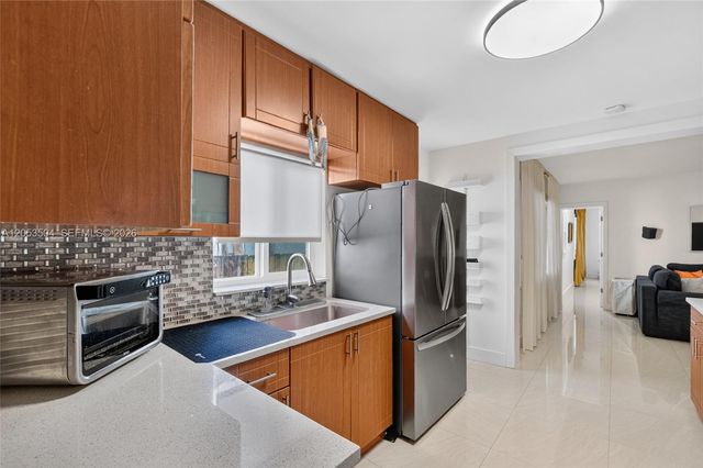 2543 SW 15th Street, Miami, FL 33145