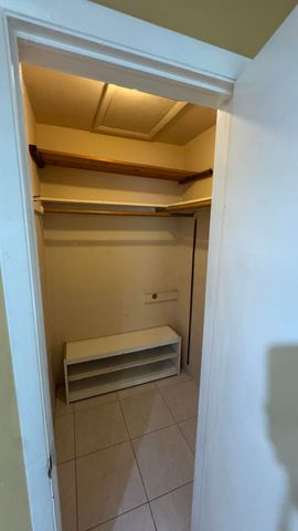 5401 W Park Road, Hollywood, FL 33021