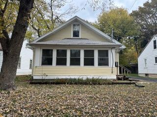 1022 South New Avenue, Springfield, MO 65807