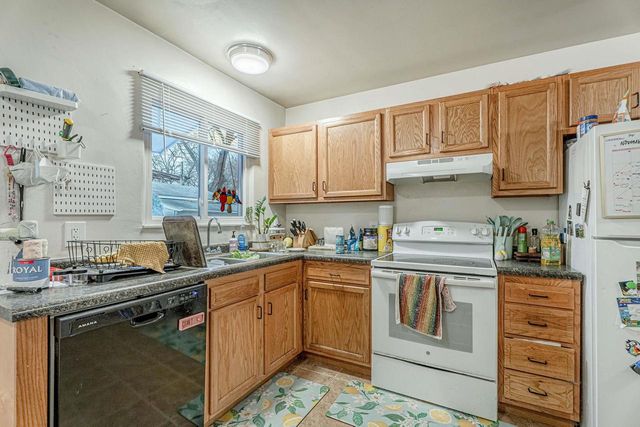 1802-1806 LOFTSGORDON Avenue, Madison, WI 53704