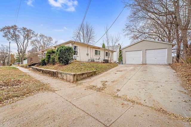 1802-1806 LOFTSGORDON Avenue, Madison, WI 53704