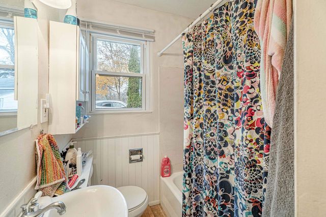 1802-1806 LOFTSGORDON Avenue, Madison, WI 53704