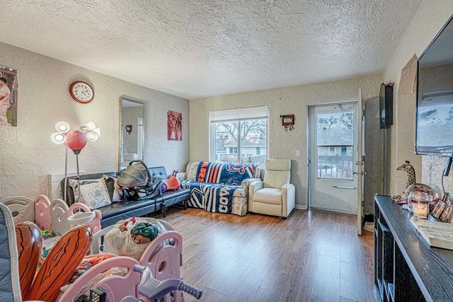 1802-1806 LOFTSGORDON Avenue, Madison, WI 53704