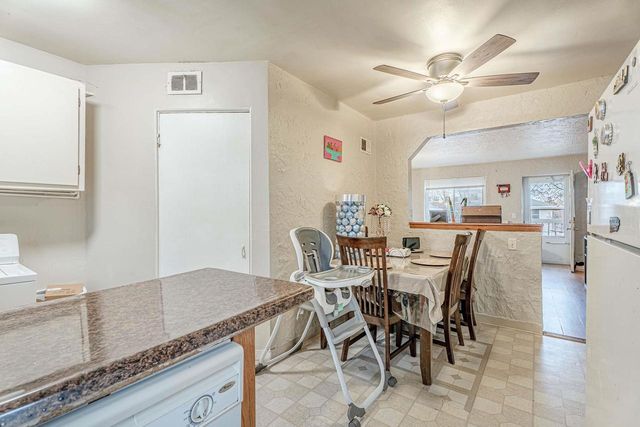 1802-1806 LOFTSGORDON Avenue, Madison, WI 53704