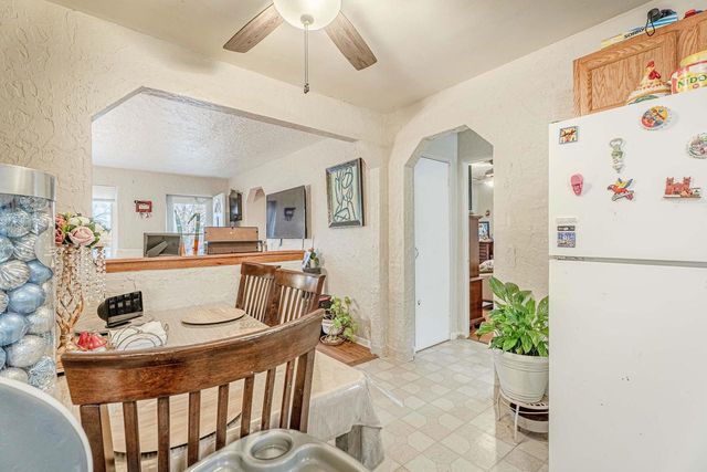 1802-1806 LOFTSGORDON Avenue, Madison, WI 53704