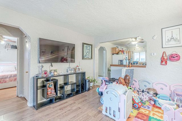 1802-1806 LOFTSGORDON Avenue, Madison, WI 53704