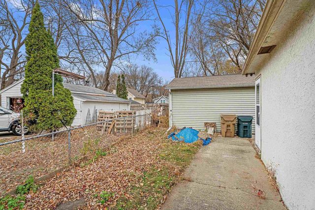 1802-1806 LOFTSGORDON Avenue, Madison, WI 53704