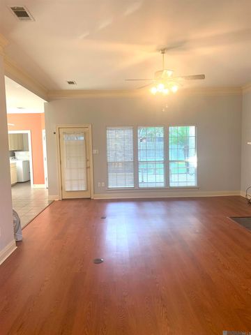 850 Troutbeck Dr, Baton Rouge, LA 70810