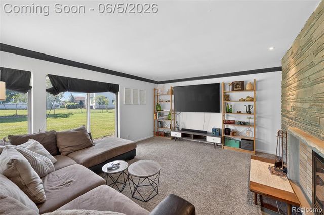 7174 Meadowvue Drive, Grand Blanc, MI 48439