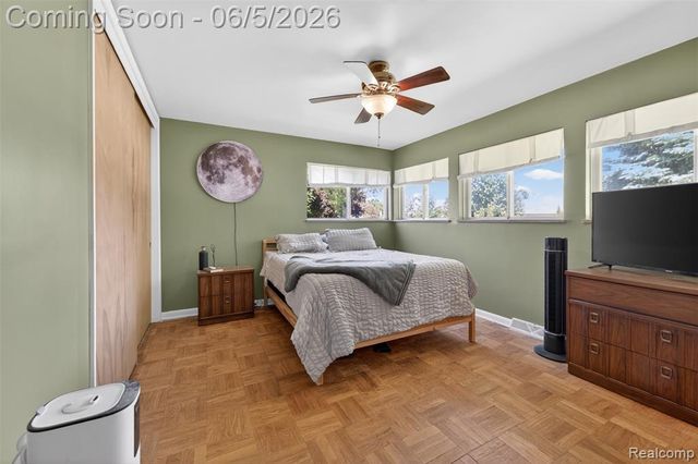 7174 Meadowvue Drive, Grand Blanc, MI 48439