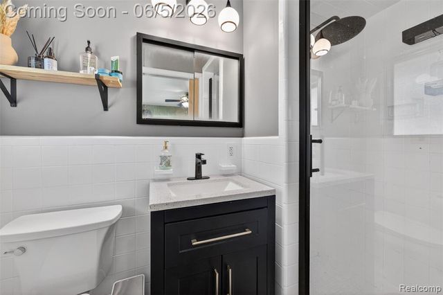 7174 Meadowvue Drive, Grand Blanc, MI 48439
