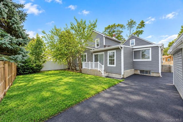 93 Vermont Avenue, West Babylon, NY 11704