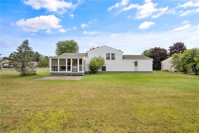 9472 Bygone Drive, Cicero, NY 13029