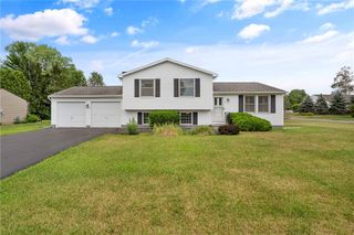 9472 Bygone Drive, Cicero, NY 13029