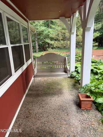 653 S Main Street, Swanton, OH 43558