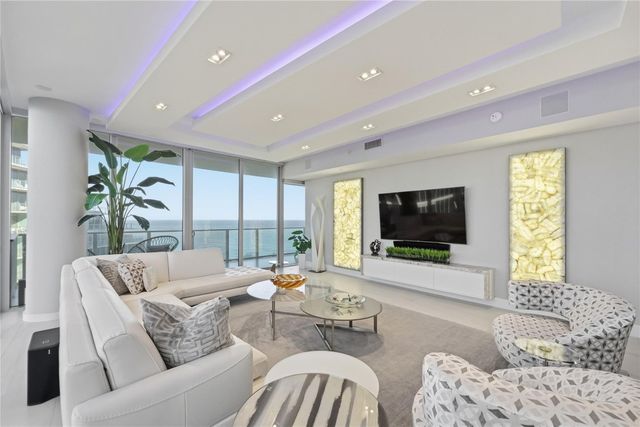 2200 N Ocean Boulevard S706, Fort Lauderdale, FL 33305