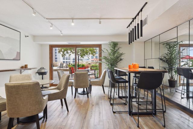 66 9th Street E 2115, Saint Paul, MN 55101