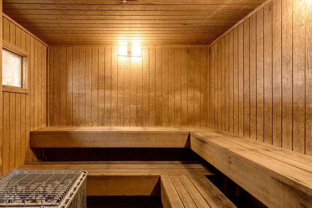 66 9th Street E 2115, Saint Paul, MN 55101