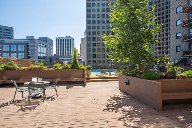 66 9th Street E 2115, Saint Paul, MN 55101