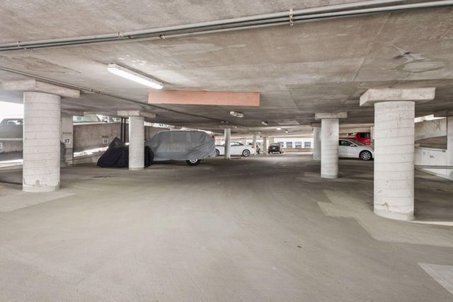 66 9th Street E 2115, Saint Paul, MN 55101