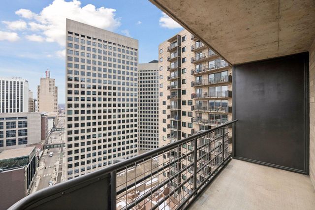 66 9th Street E 2115, Saint Paul, MN 55101