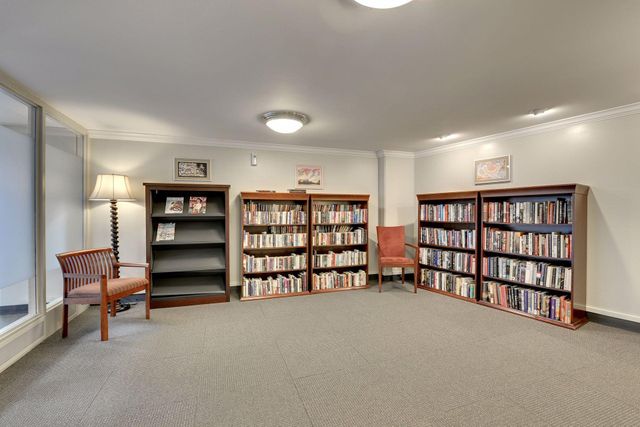 66 9th Street E 2115, Saint Paul, MN 55101