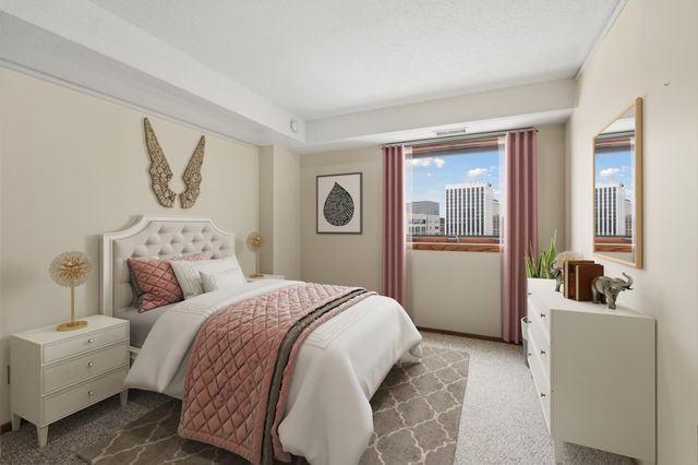 66 9th Street E 2115, Saint Paul, MN 55101