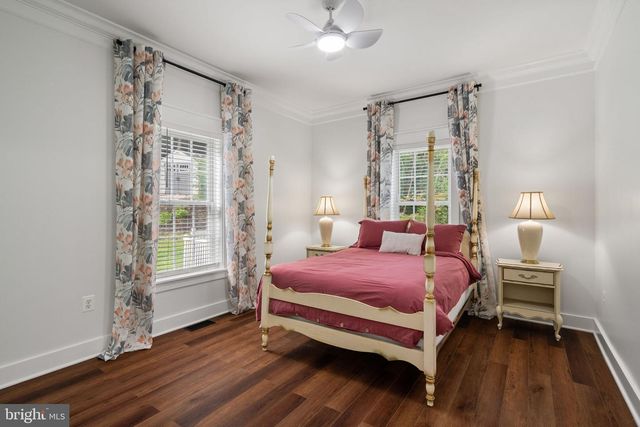 208 MARKHAM FARM RD, Front Royal, VA 22630